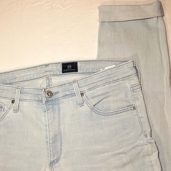 AG ADRIANO GOLDSCHMIED The Middle Ankle. Mid rise, legging ankle. 29R - Picture 1 of 5